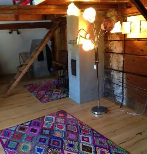 Lindeli, Luxerioes Eifach Sankt Peterzell