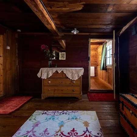 Hébergement de vacances Lindeli, Luxerioes Eifach *