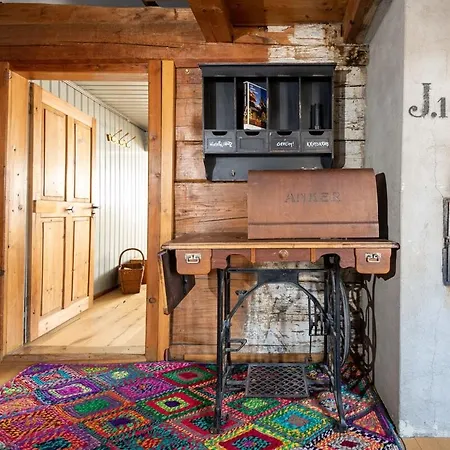 Lindeli, Luxeriös Eifach Ferienhaus